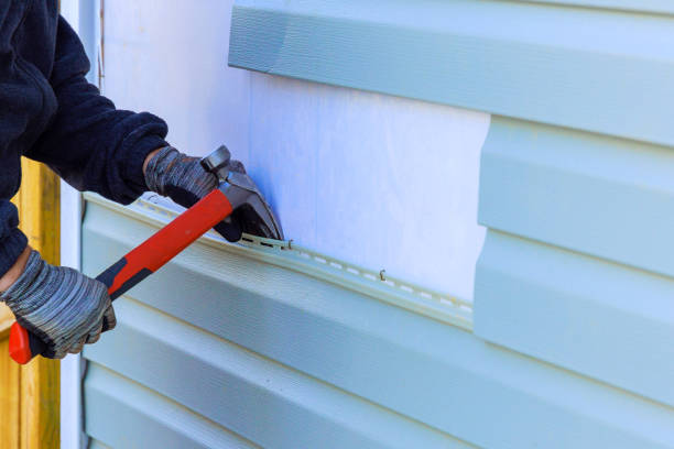 Reliable Emergency Siding Repair contractor in Covington, GA by Creative Siding